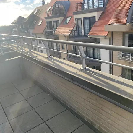 Cezanne App 0501 דירה