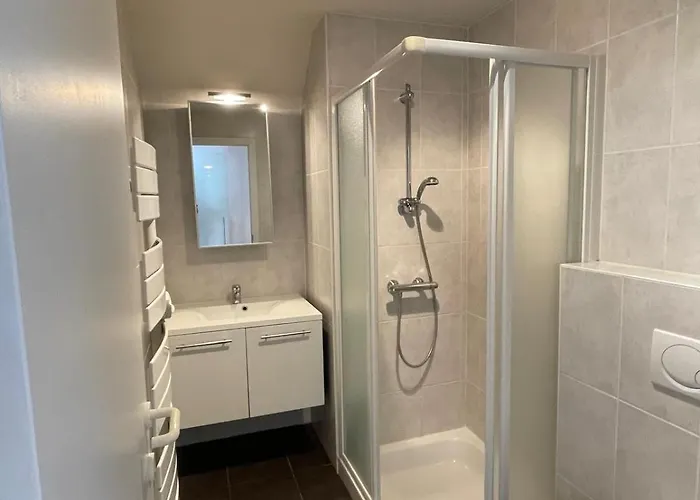 דירה Cezanne App 0501 *