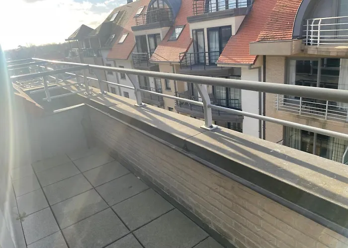 Cezanne App 0501 דירה